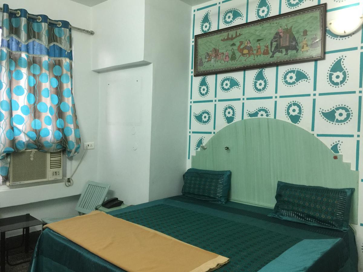 Harsh Hotel Suratgarh Exterior photo